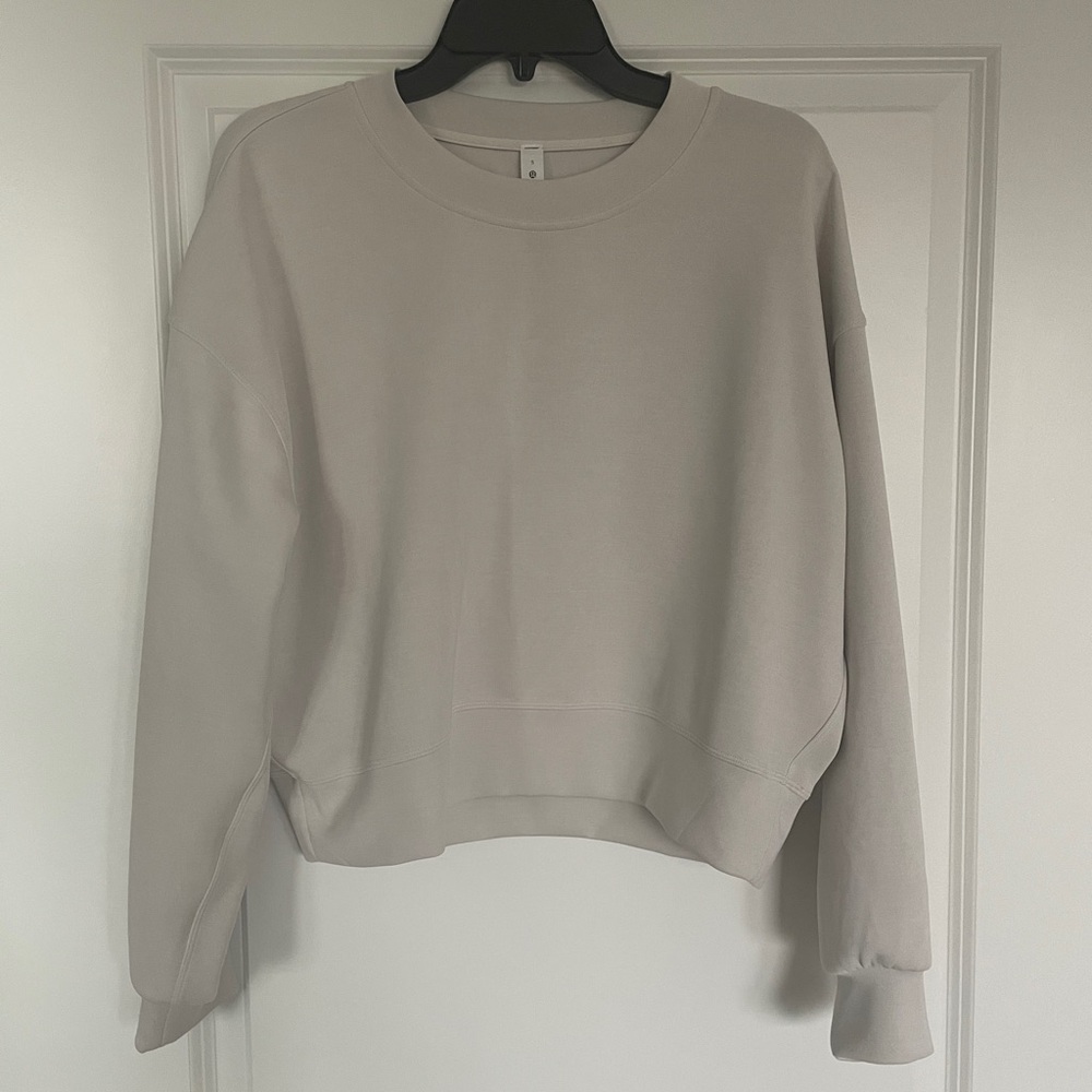 Lululemon Athletica Softstreme Perfectly Oversized Crop Crew Size 6 White Opal